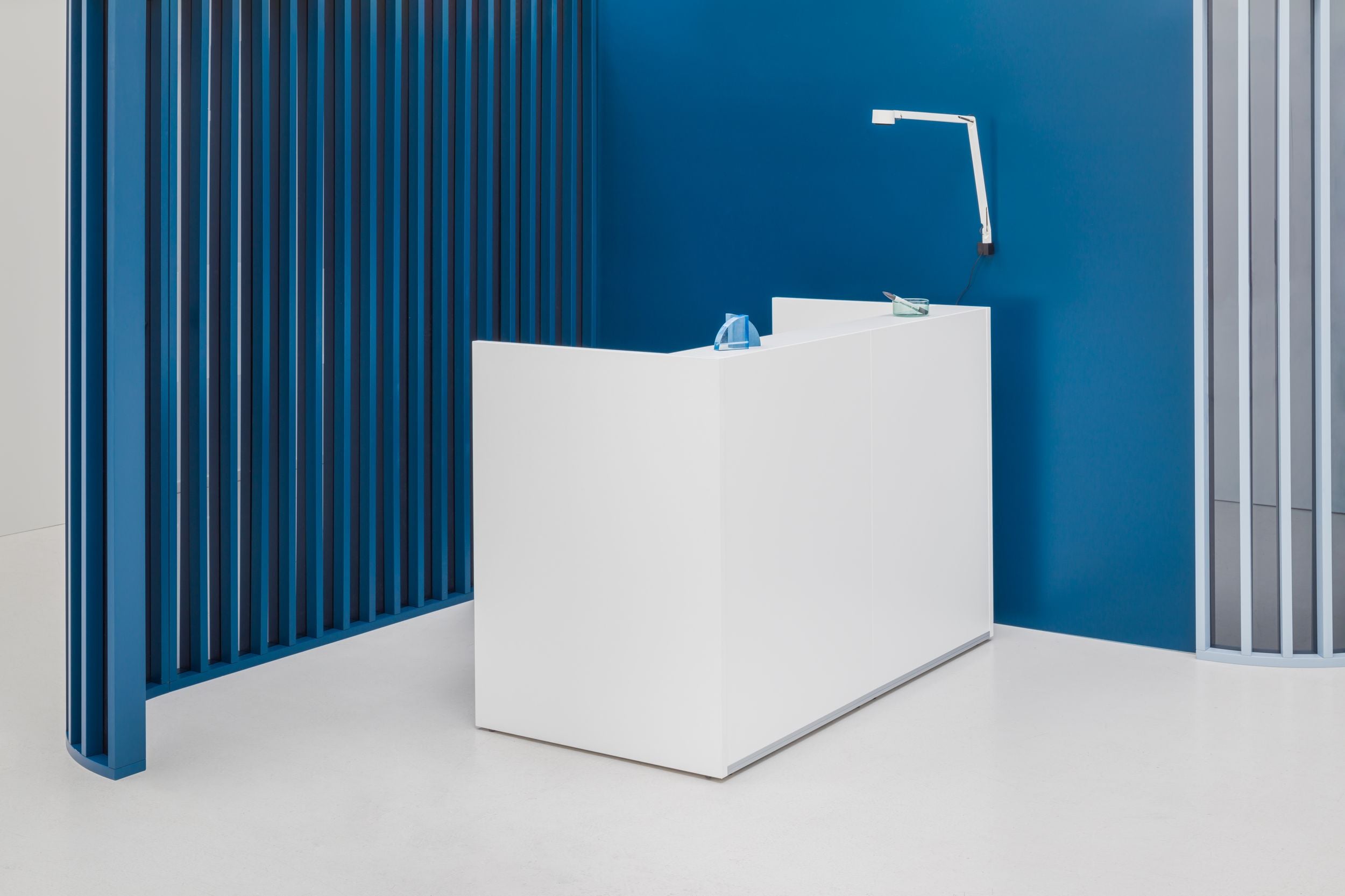 TERA - Banque d'Accueil Droite 245.6x82cm