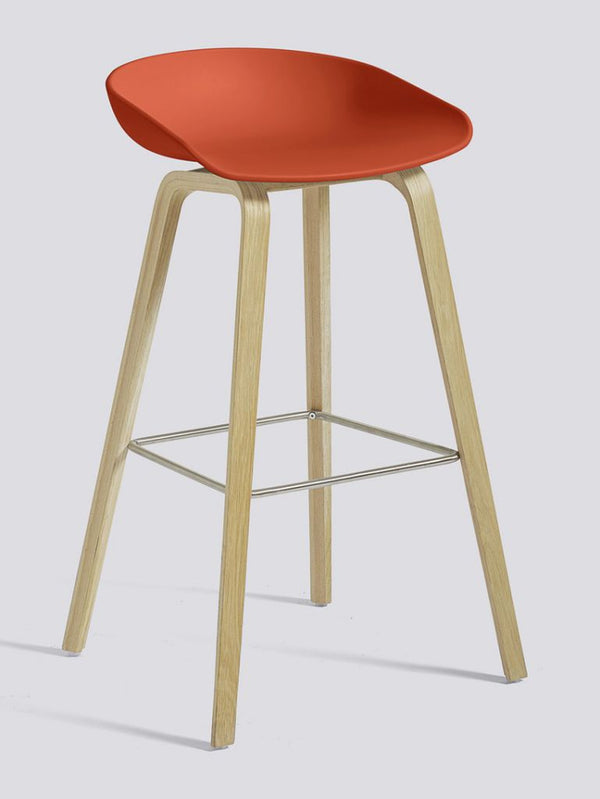 About a Stool AAS 32 Tabouret de Bar (haut) HAY